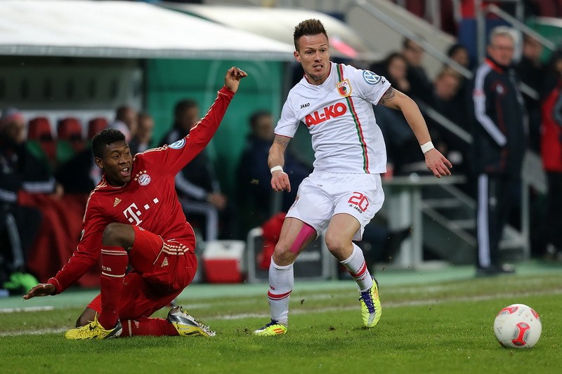 半岛体育登录入口-国足领先2球被扳平新闻