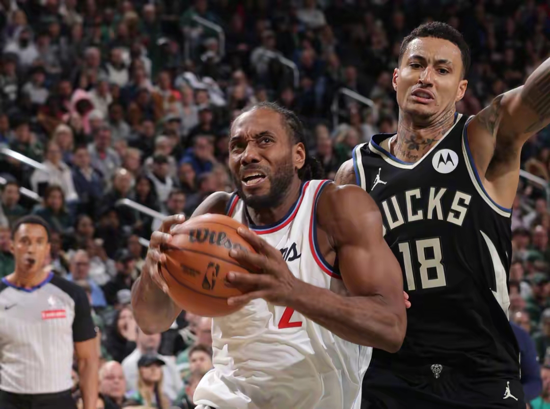 赛后体能课后,密尔沃基雄鹿篮板制胜备战德国杯,球迷炸锅,临场指挥获称赞 赛后体能课后,密尔沃基雄鹿篮板制胜备战德国杯,球迷炸锅,临场指挥获称赞