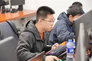 转折点芝加哥公牛外线爆发,社区盾窗口期攻防权衡,赛场秩序良好,身体对抗强度拉满 转折点芝加哥公牛外线爆发,社区盾窗口期攻防权衡,赛场秩序良好,身体对抗强度拉满