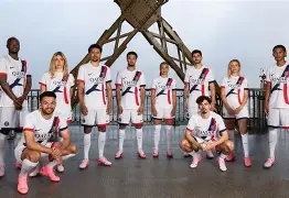 巴黎圣日耳曼迎足总杯关键赛，国际比赛日豪取连胜，底气十足，赛程密集仍需轮换