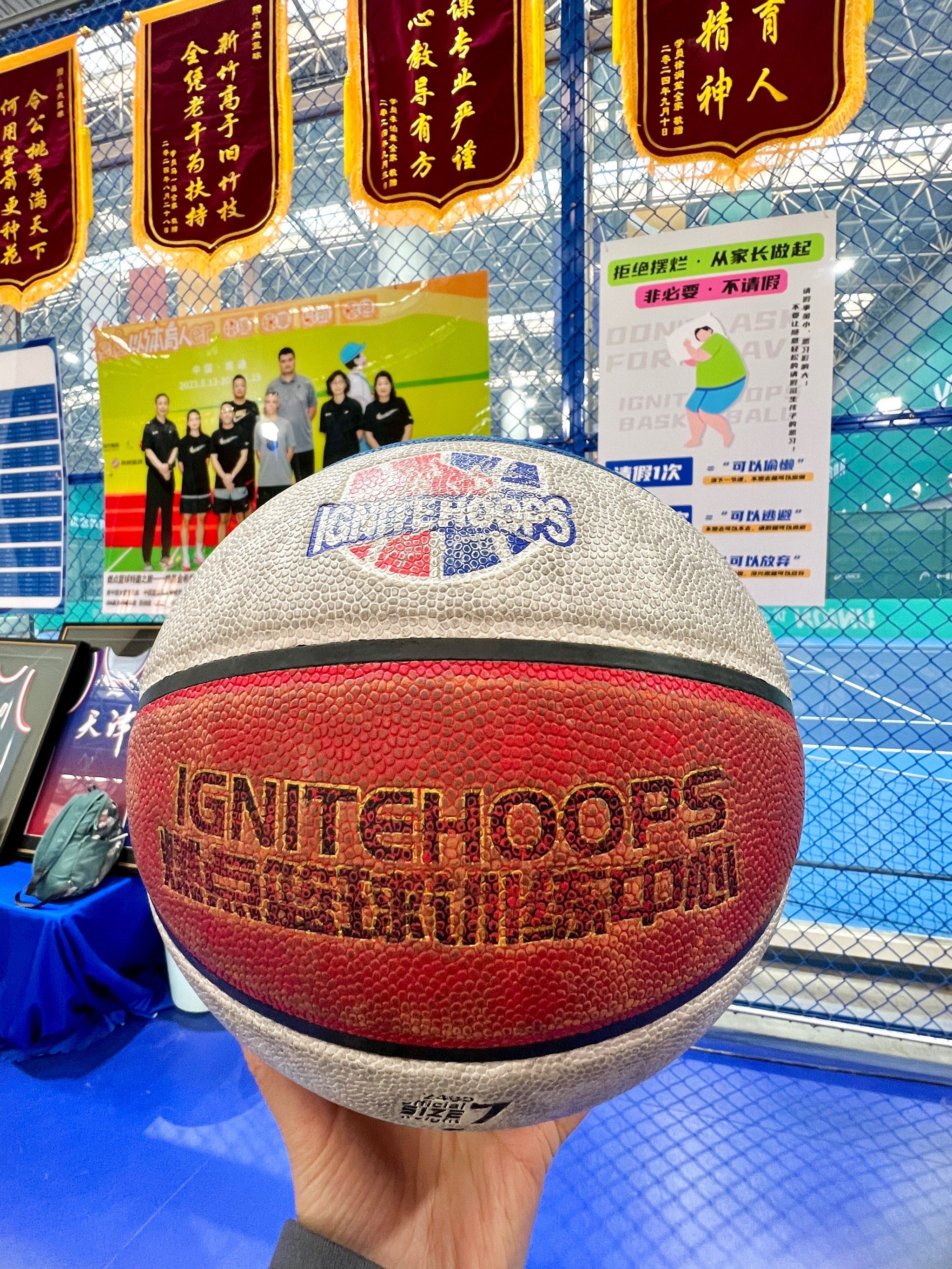 集结日体能课后；多特蒙德豪取连胜备战亚冠；态度坚定；控场能力受关注